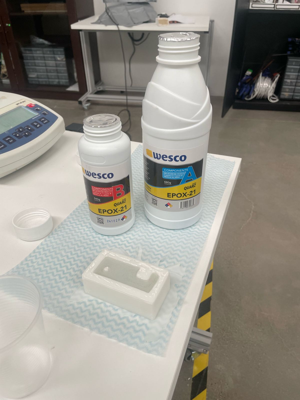 Epoxy resin casting